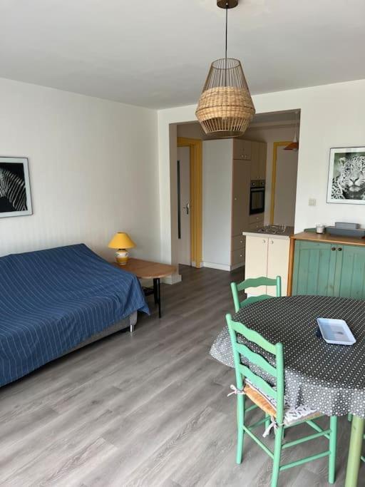 Bel Appartement De Bord De Mer Avec Veranda Roscoff Exterior foto